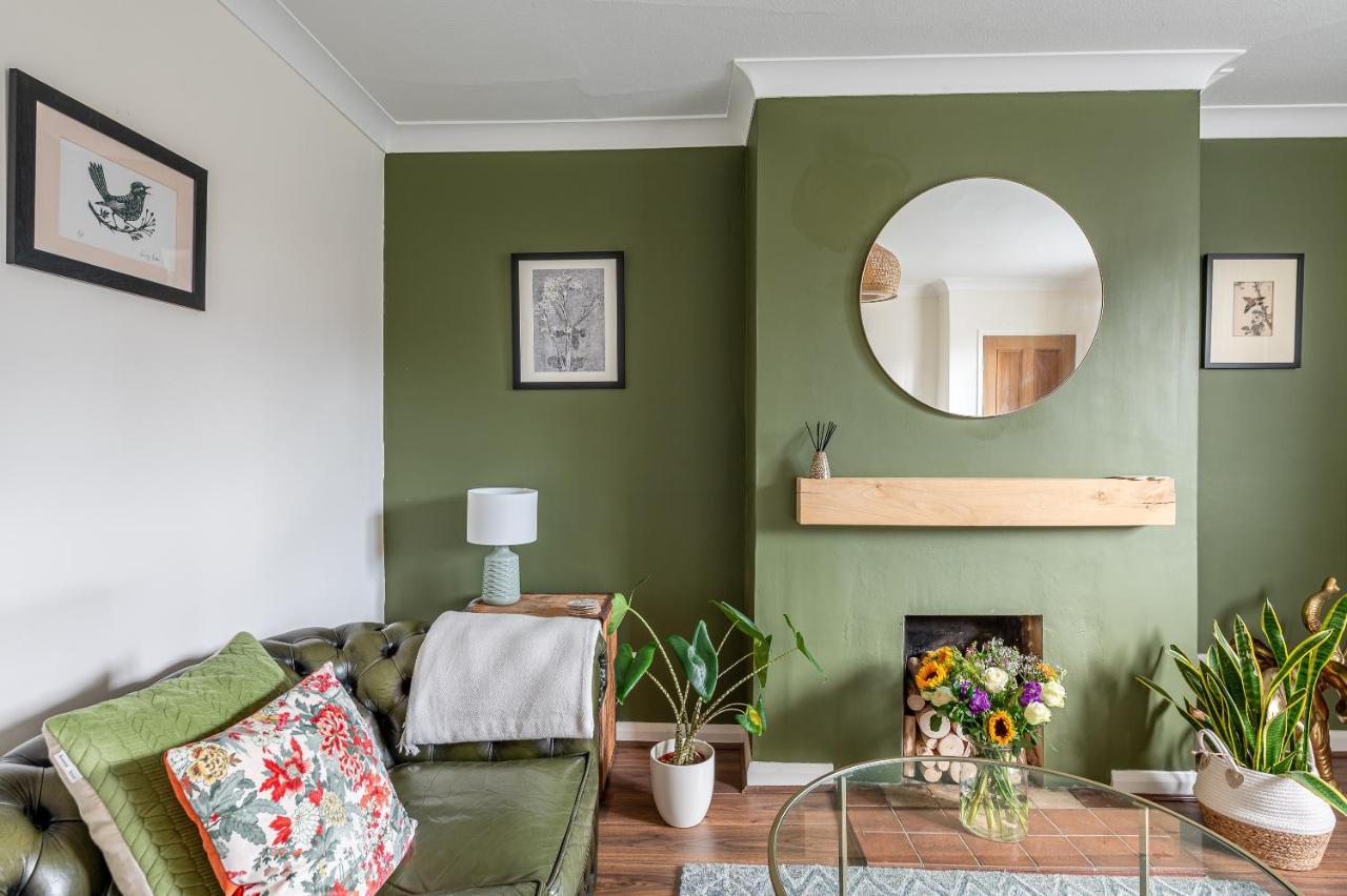 With Free Parking, 10 Min Walk To Bar Walls * York