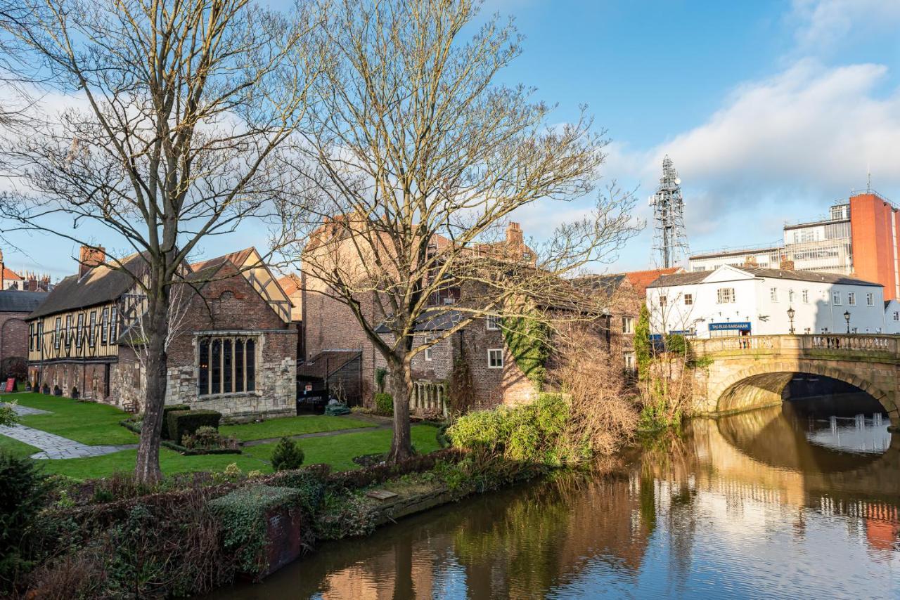 With Free Parking, 10 Min Walk To Bar Walls * York