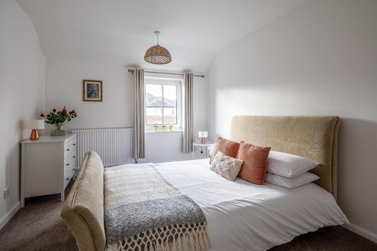 Vakantiehuis With Free Parking, 10 Min Walk To Bar Walls *